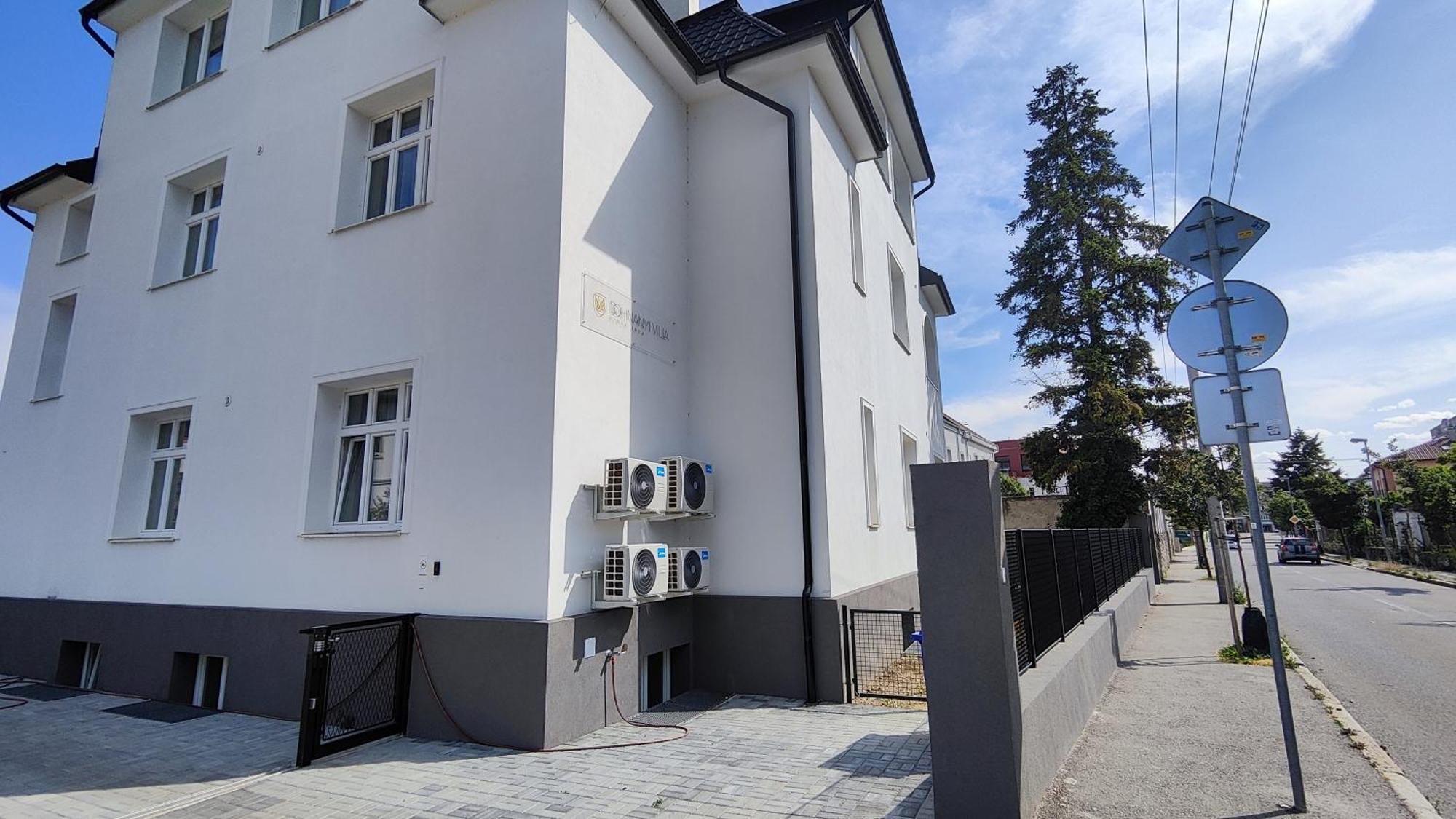 Dohnanyi Villa By Chors Trenčín 외부 사진